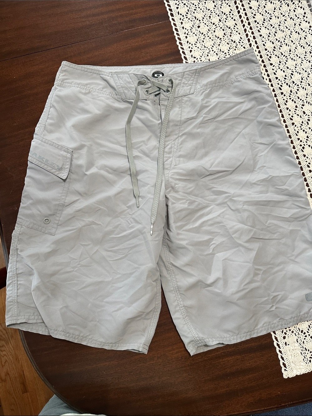Oakley Men's Light Gray Swim Board Shorts